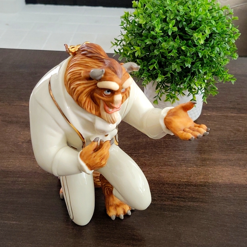 DISNEY BEAST